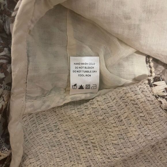 Tularosa James Top in Priya Camel Floral Size Small Crop top Beige Floral - Picture 6 of 7